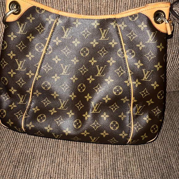 Preloved Louis Vuitton Galiera PM in wonderful condition - Picture 2 of 9